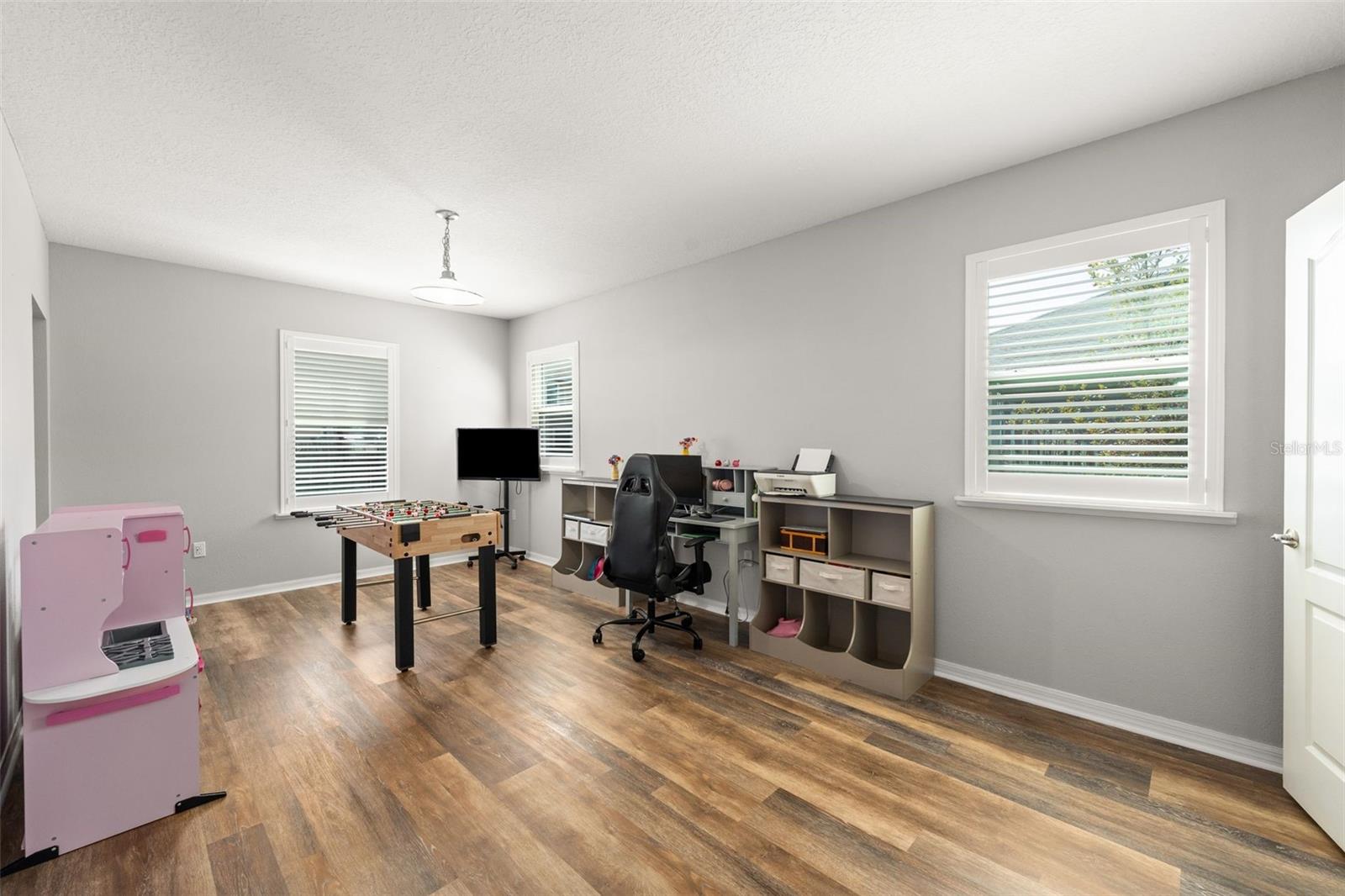 Image 33 of 52 For 1049 233rd Drive