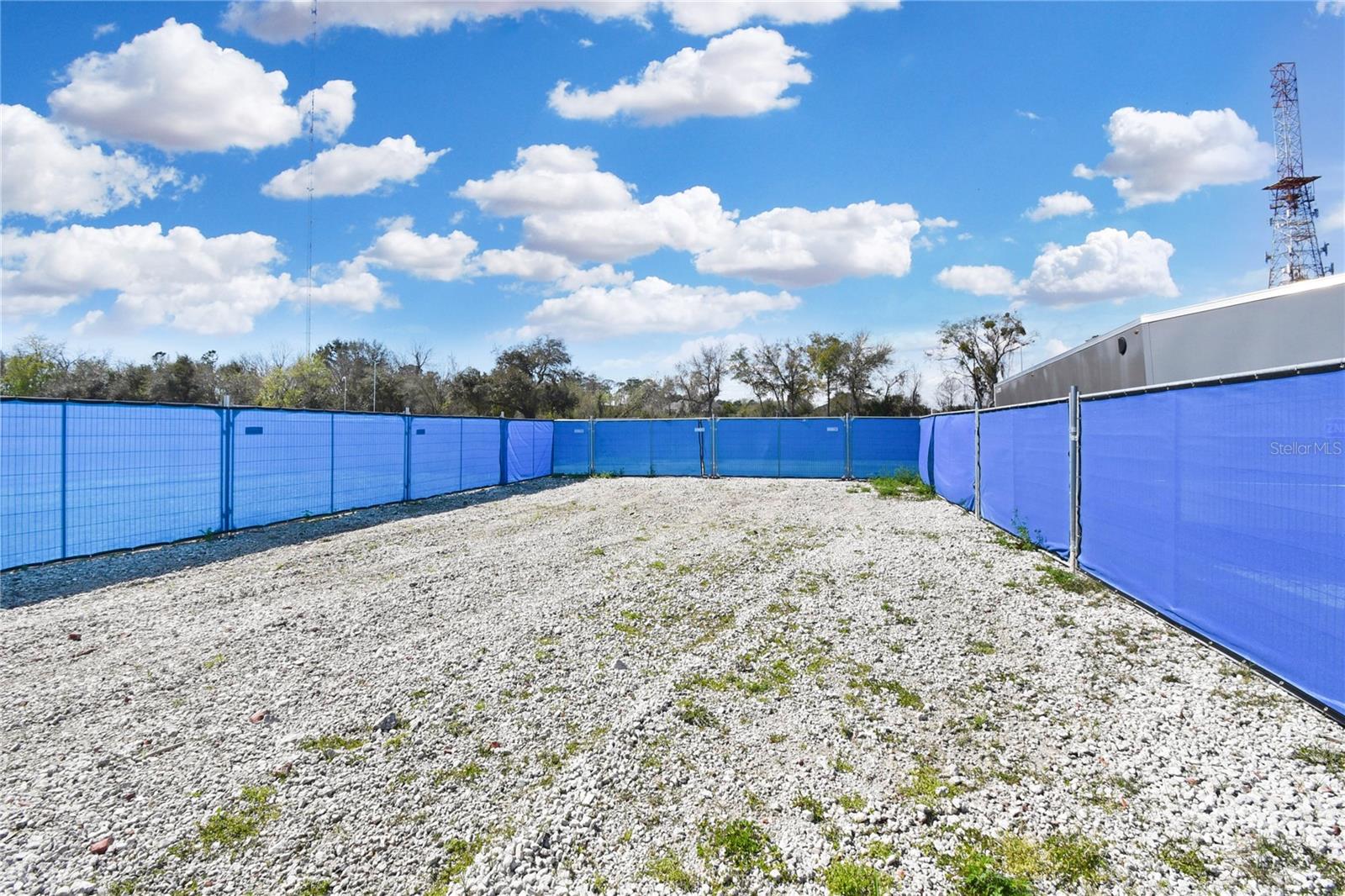 Image 6 of 15 For 140 Stockton Street 27 Yards