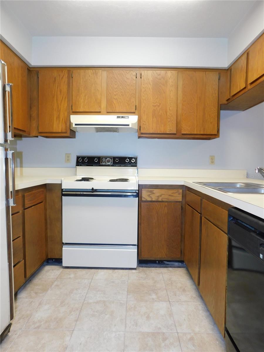 Image 7 of 19 For 4385 20th Lane