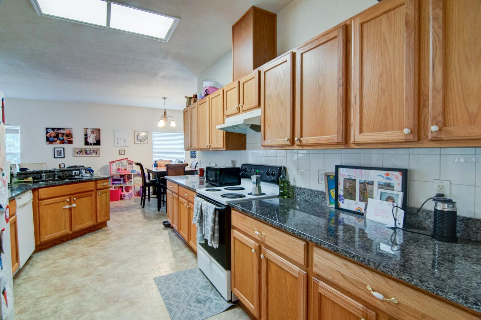 Image 14 of 30 For 7852 84th Way