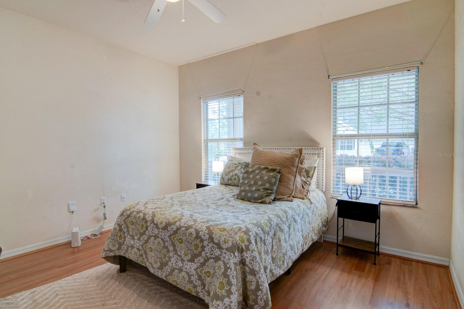 Image 19 of 30 For 7852 84th Way