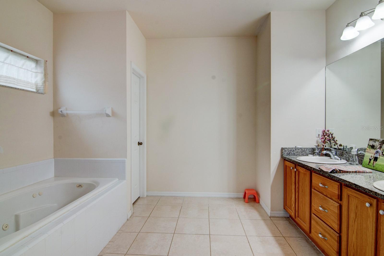 Image 21 of 30 For 7852 84th Way