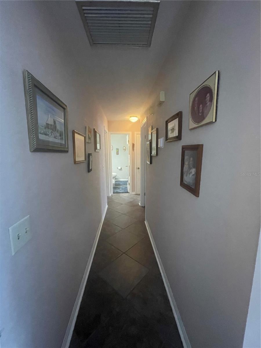 Image 13 of 22 For 324 48th Boulevard K