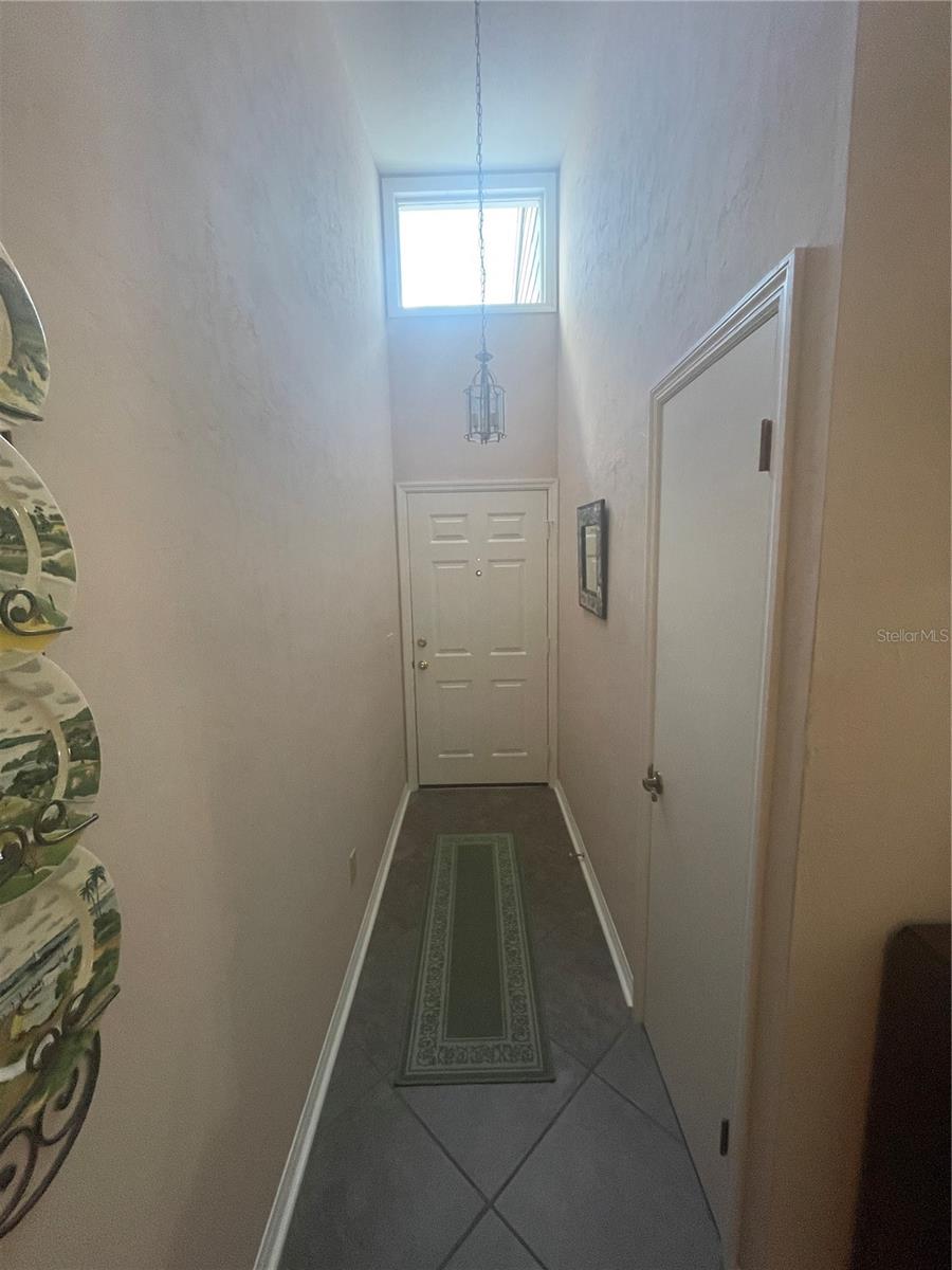 Image 17 of 22 For 324 48th Boulevard K