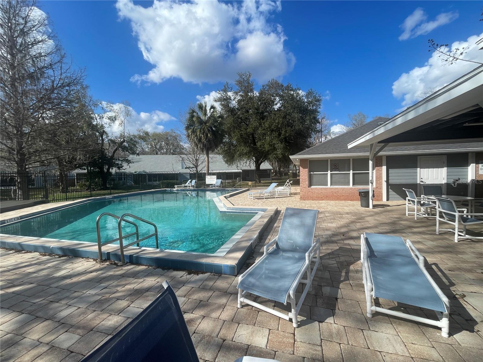 Image 21 of 22 For 324 48th Boulevard K