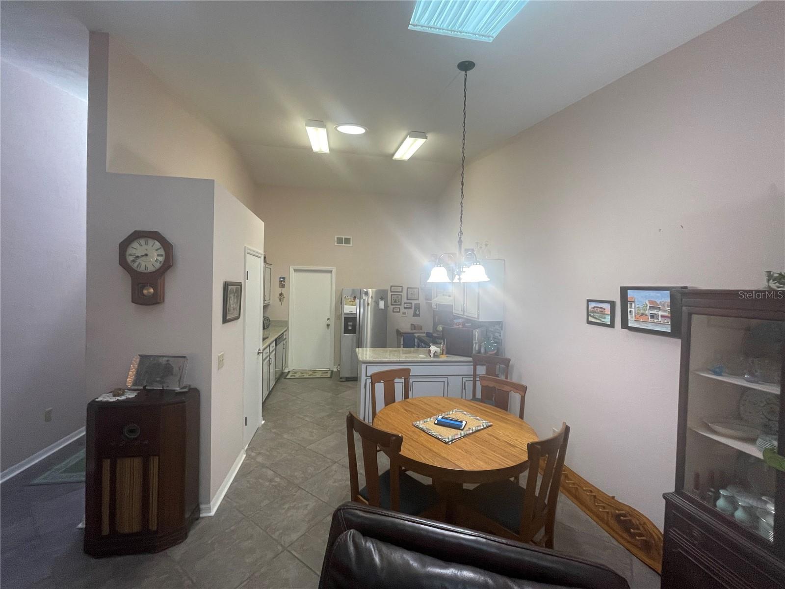 Image 6 of 22 For 324 48th Boulevard K