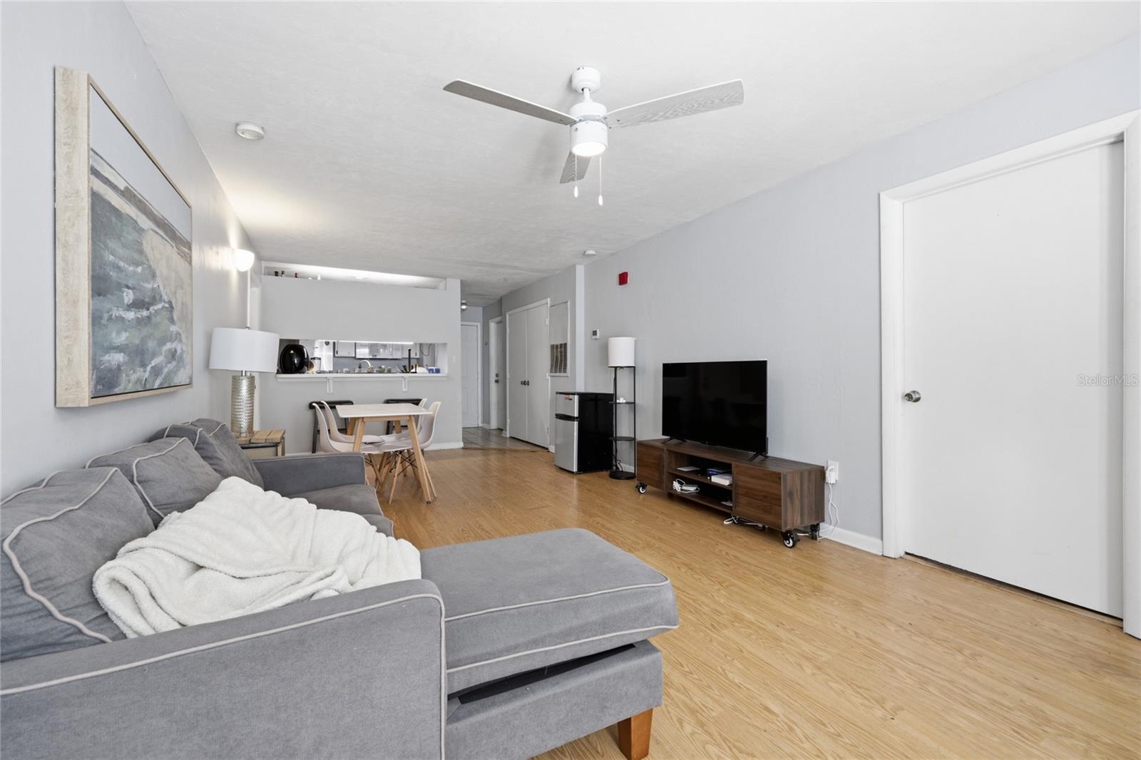 Image 5 of 20 For 4000 Sw 23rd Unit 3108