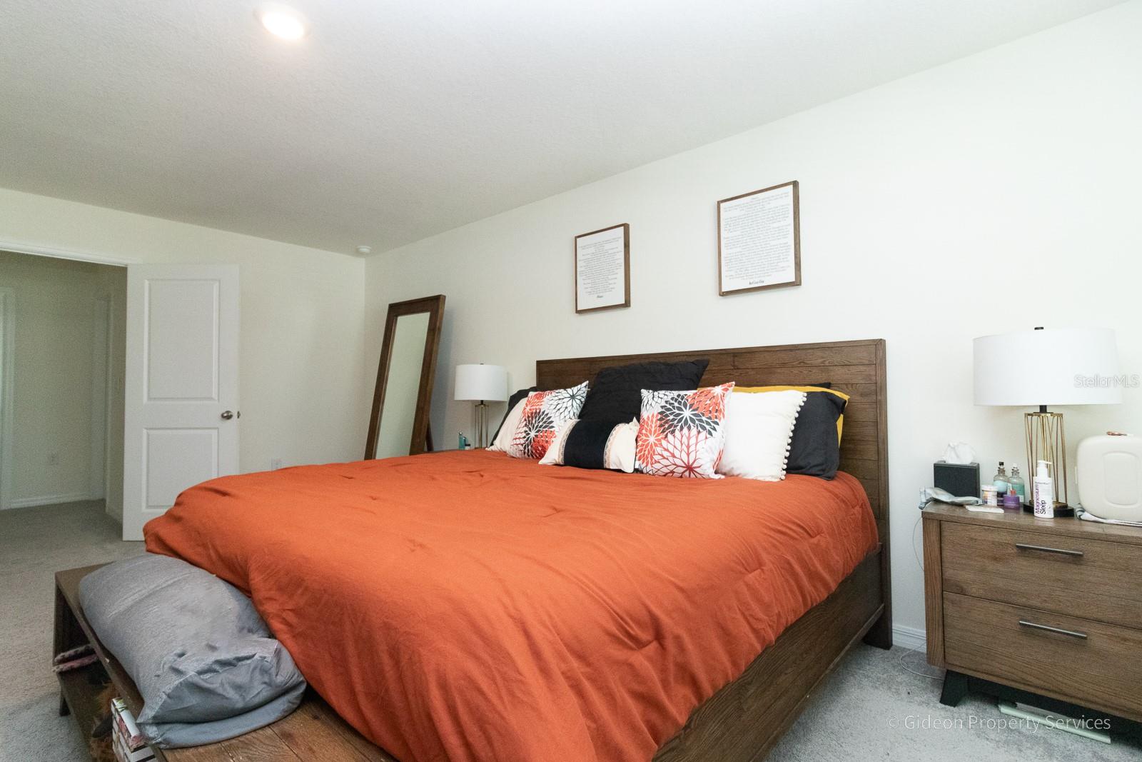 Image 18 of 36 For 16372 190th Street