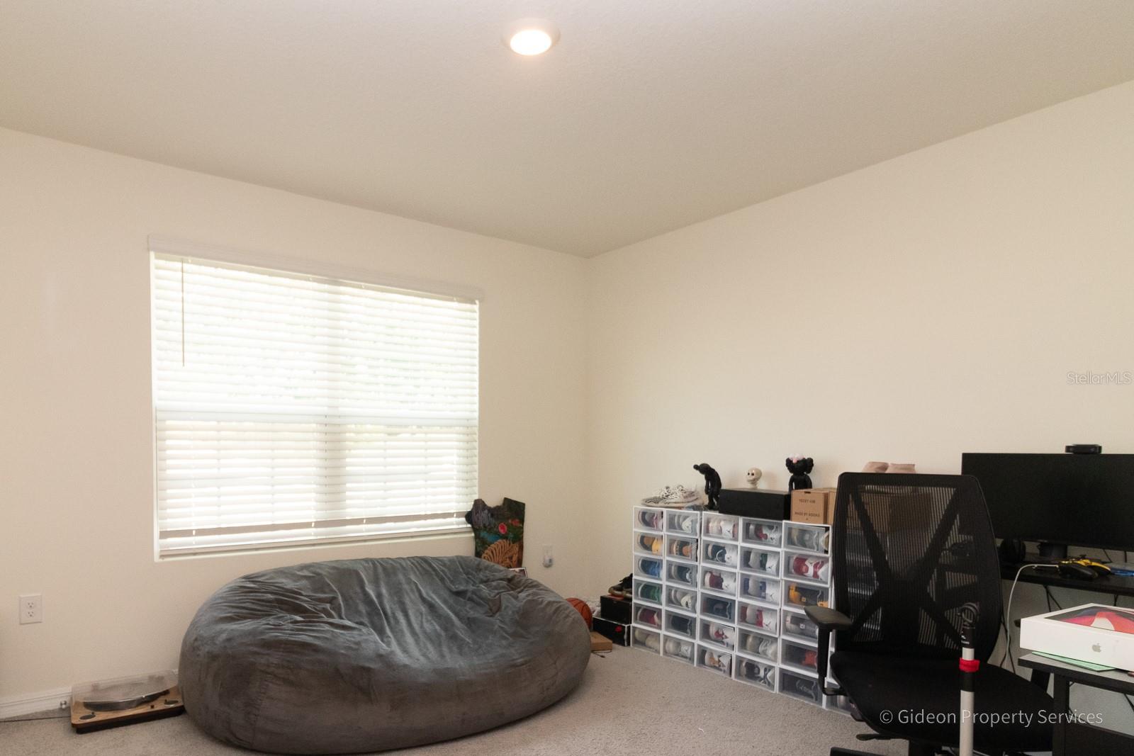 Image 29 of 36 For 16372 190th Street