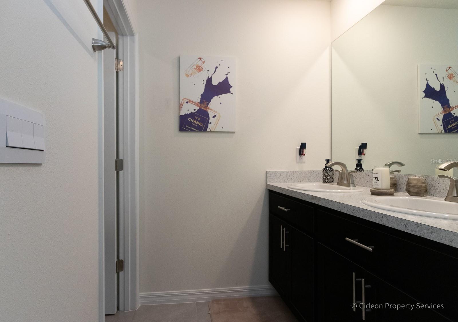 Image 30 of 36 For 16372 190th Street