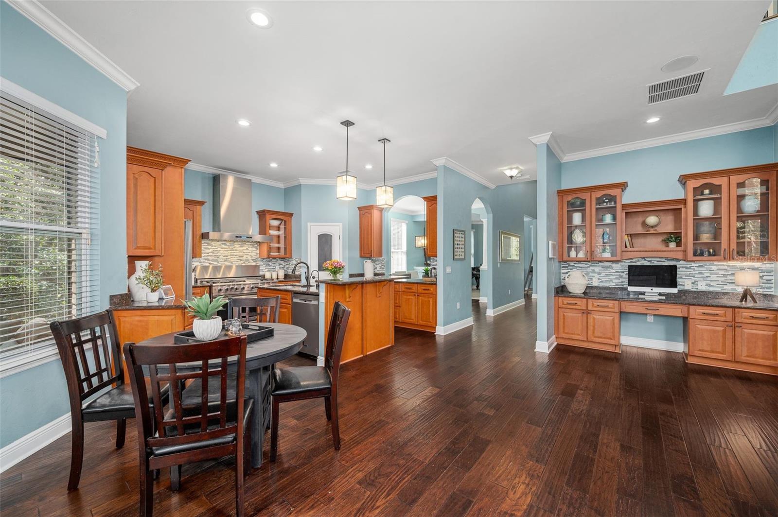 Image 12 of 53 For 2163 37th Court