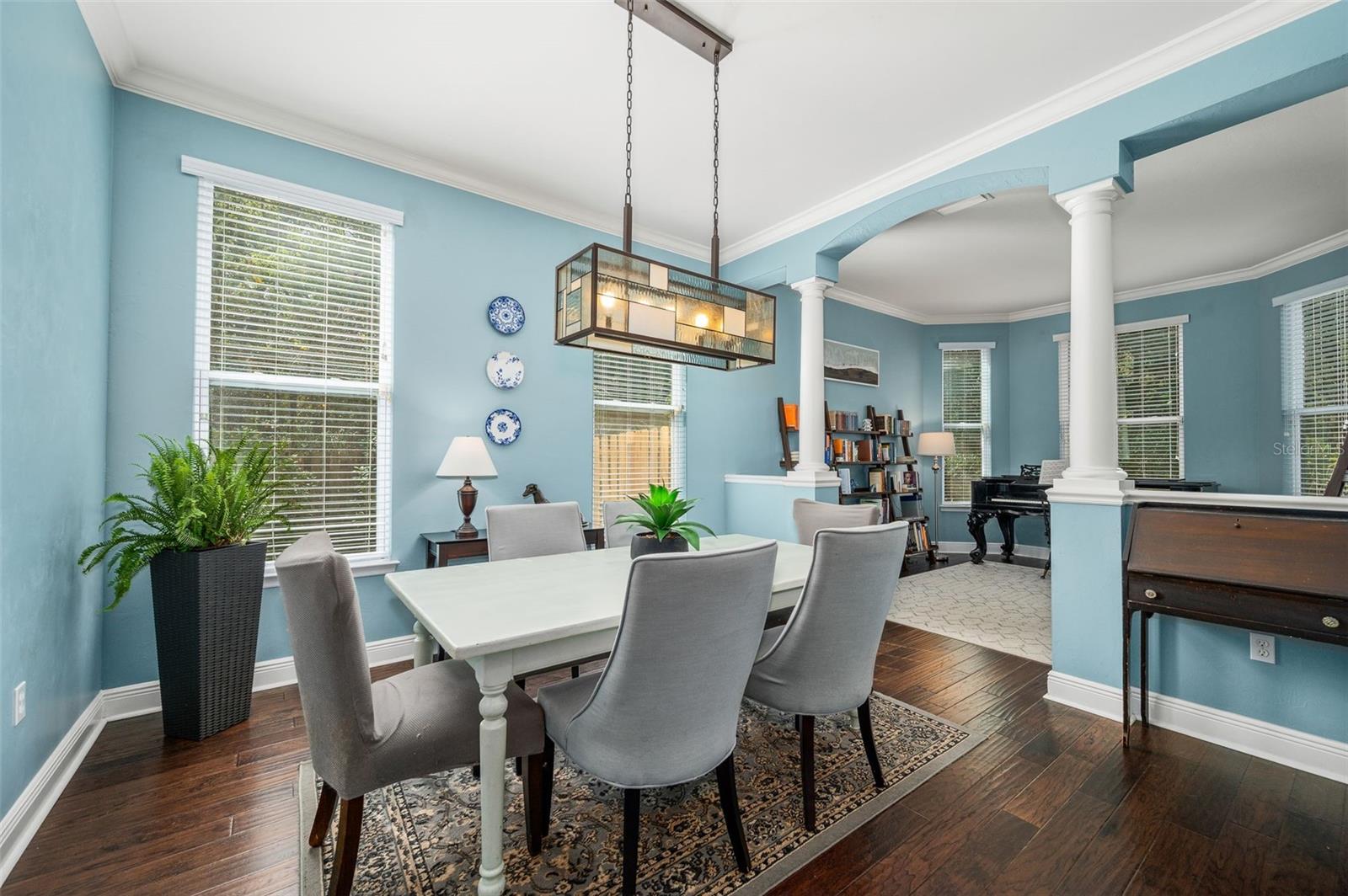 Image 18 of 53 For 2163 37th Court