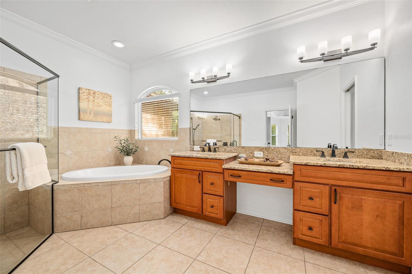 Image 31 of 53 For 2163 37th Court