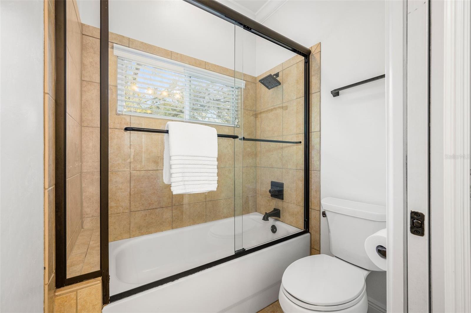 Image 37 of 53 For 2163 37th Court