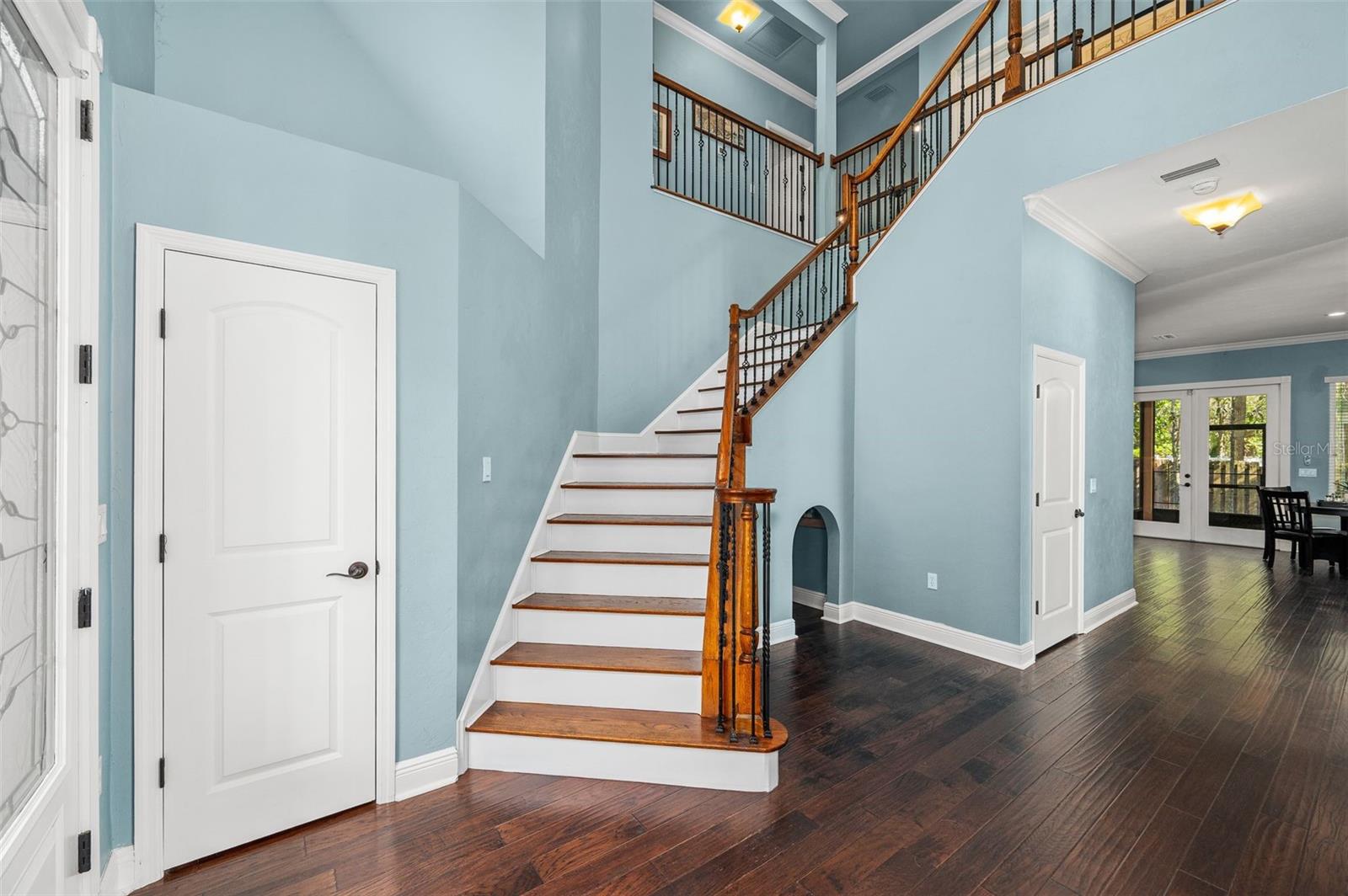 Image 5 of 53 For 2163 37th Court