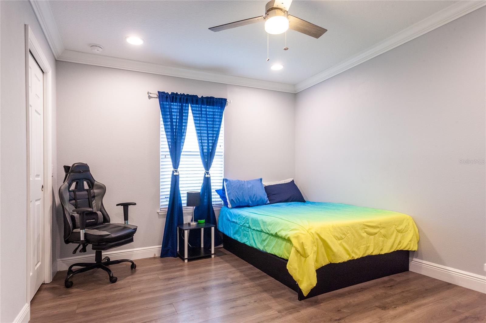 Image 20 of 30 For 15540 5th Street