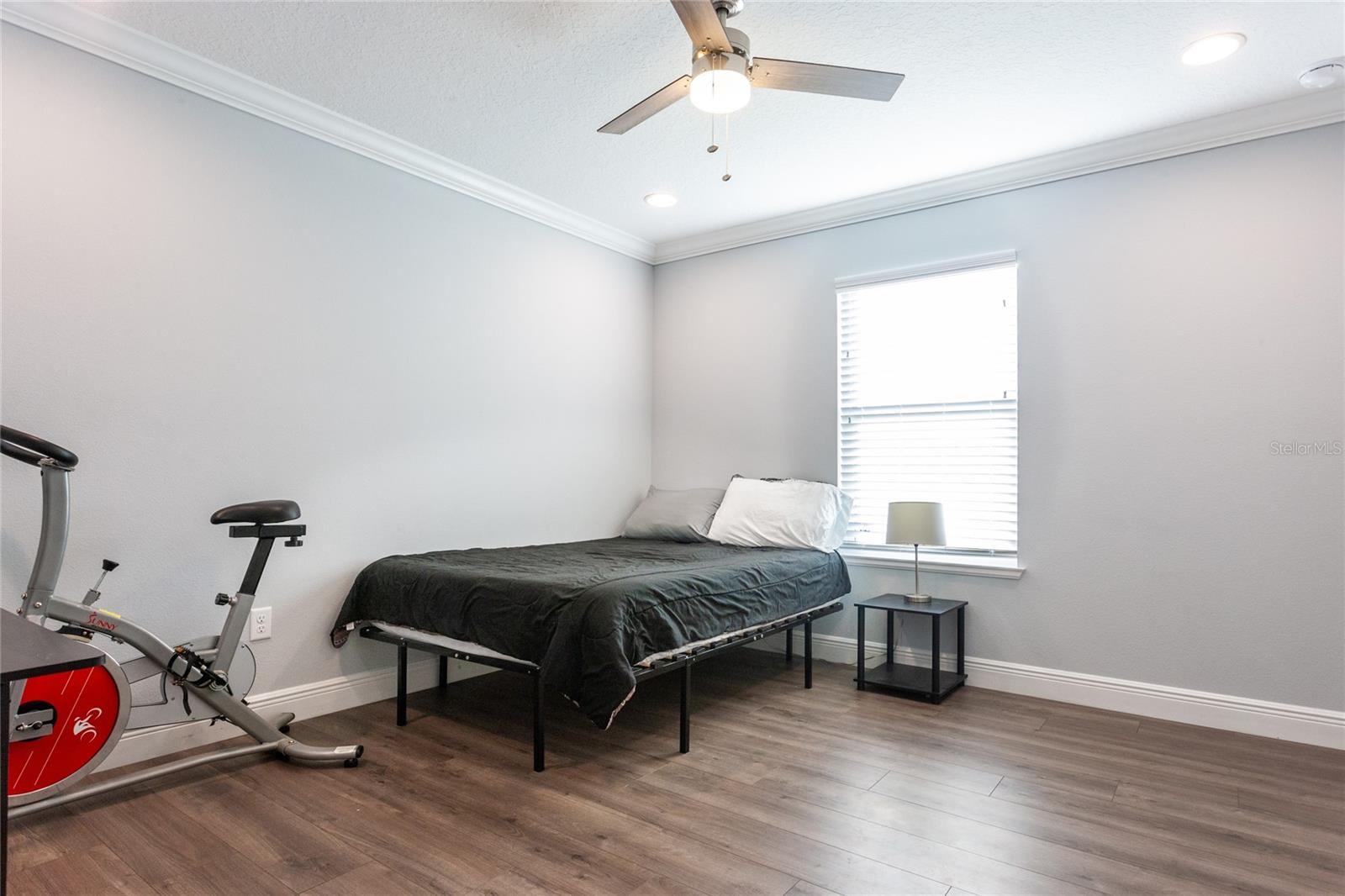 Image 26 of 30 For 15540 5th Street