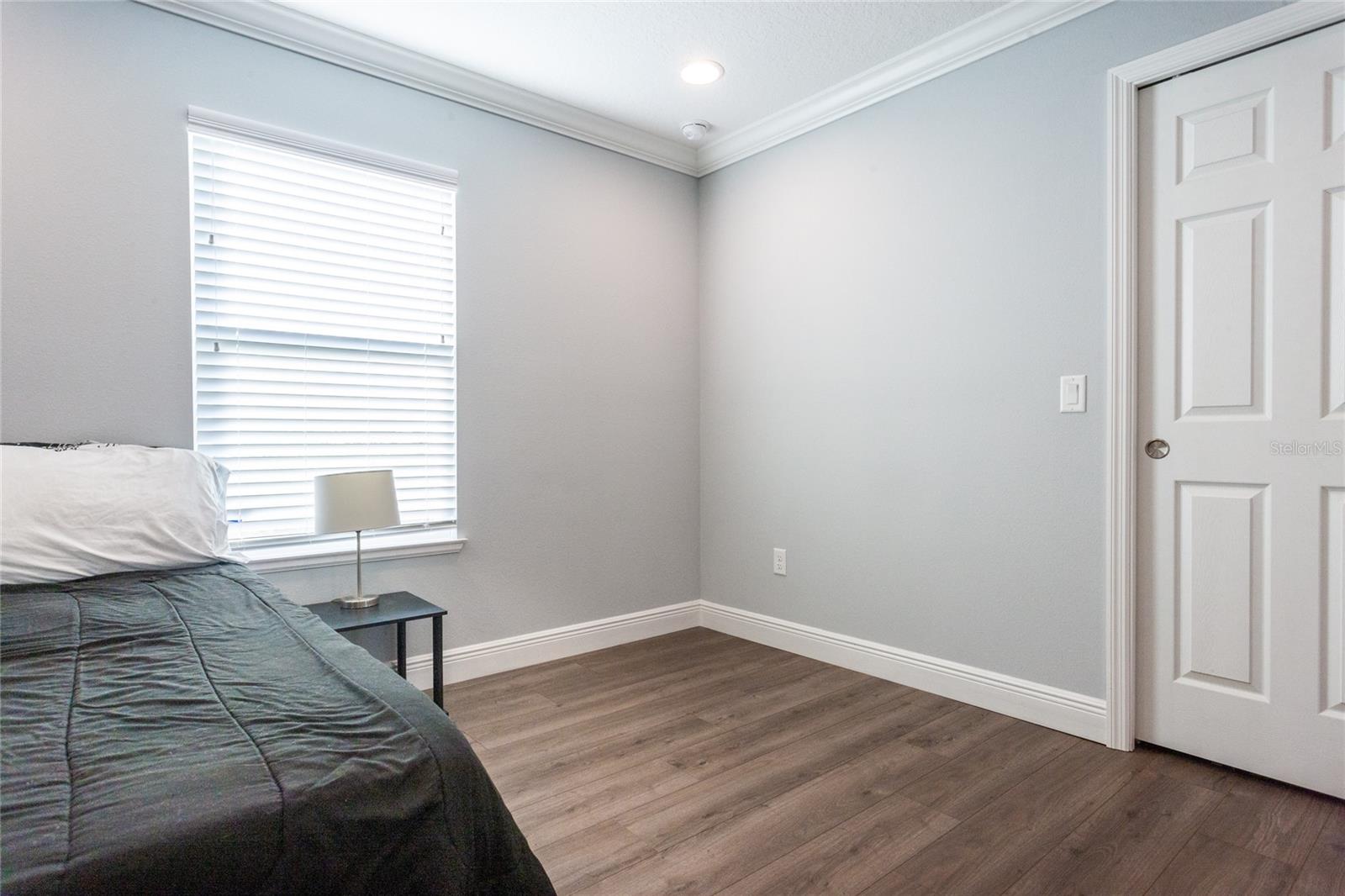 Image 28 of 30 For 15540 5th Street