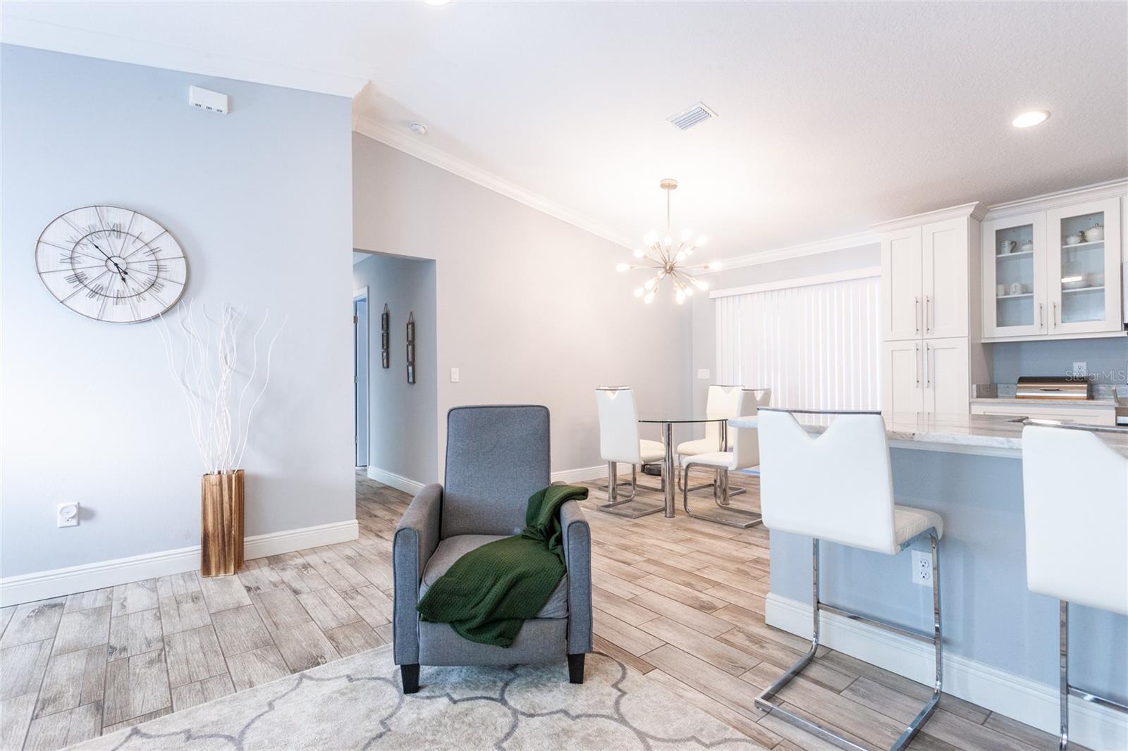 Image 4 of 30 For 15540 5th Street