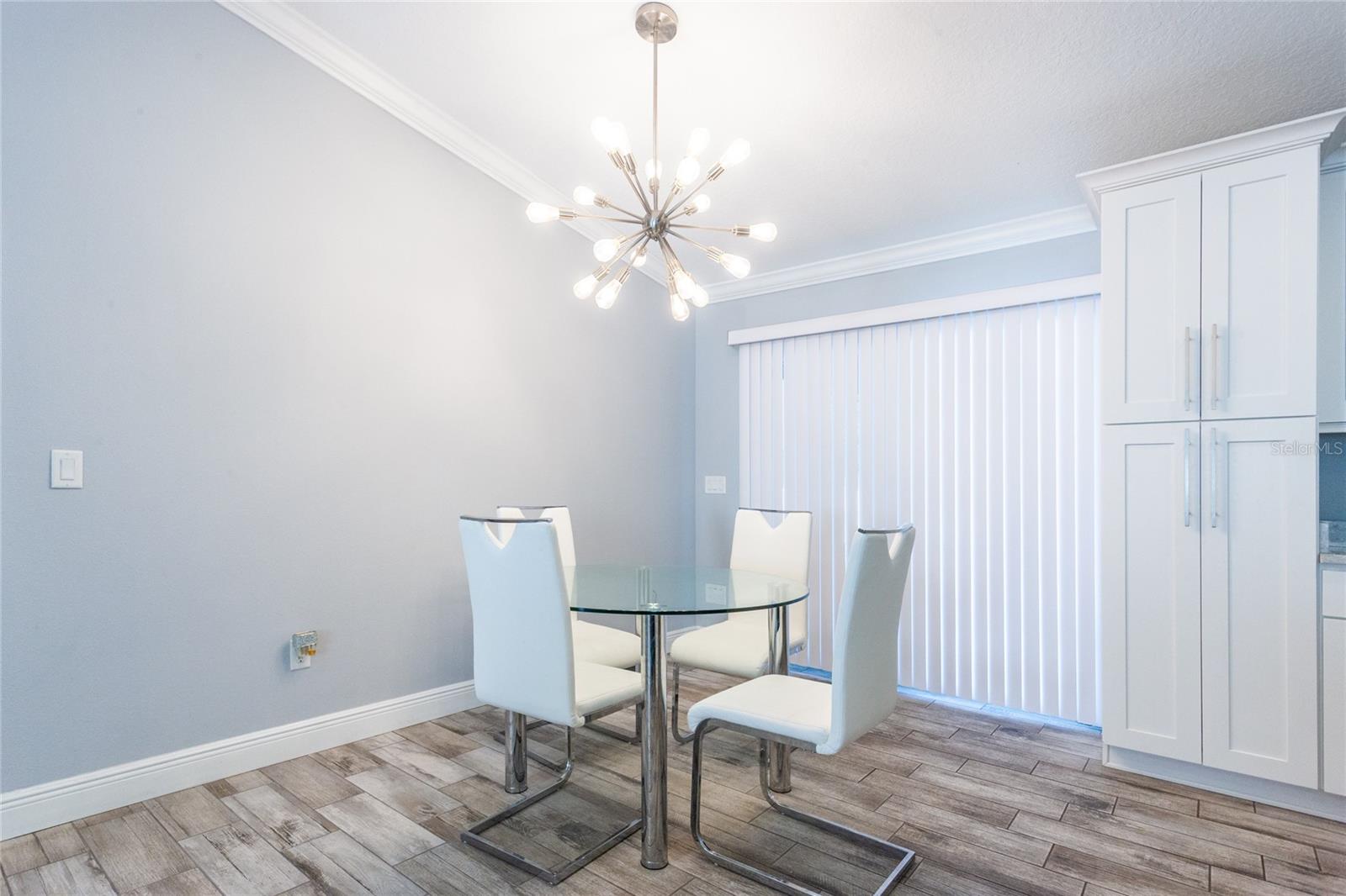 Image 6 of 30 For 15540 5th Street