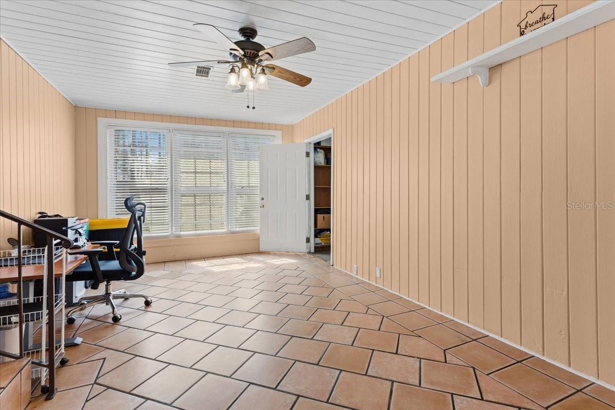 Image 11 of 28 For 24224 188th Avenue