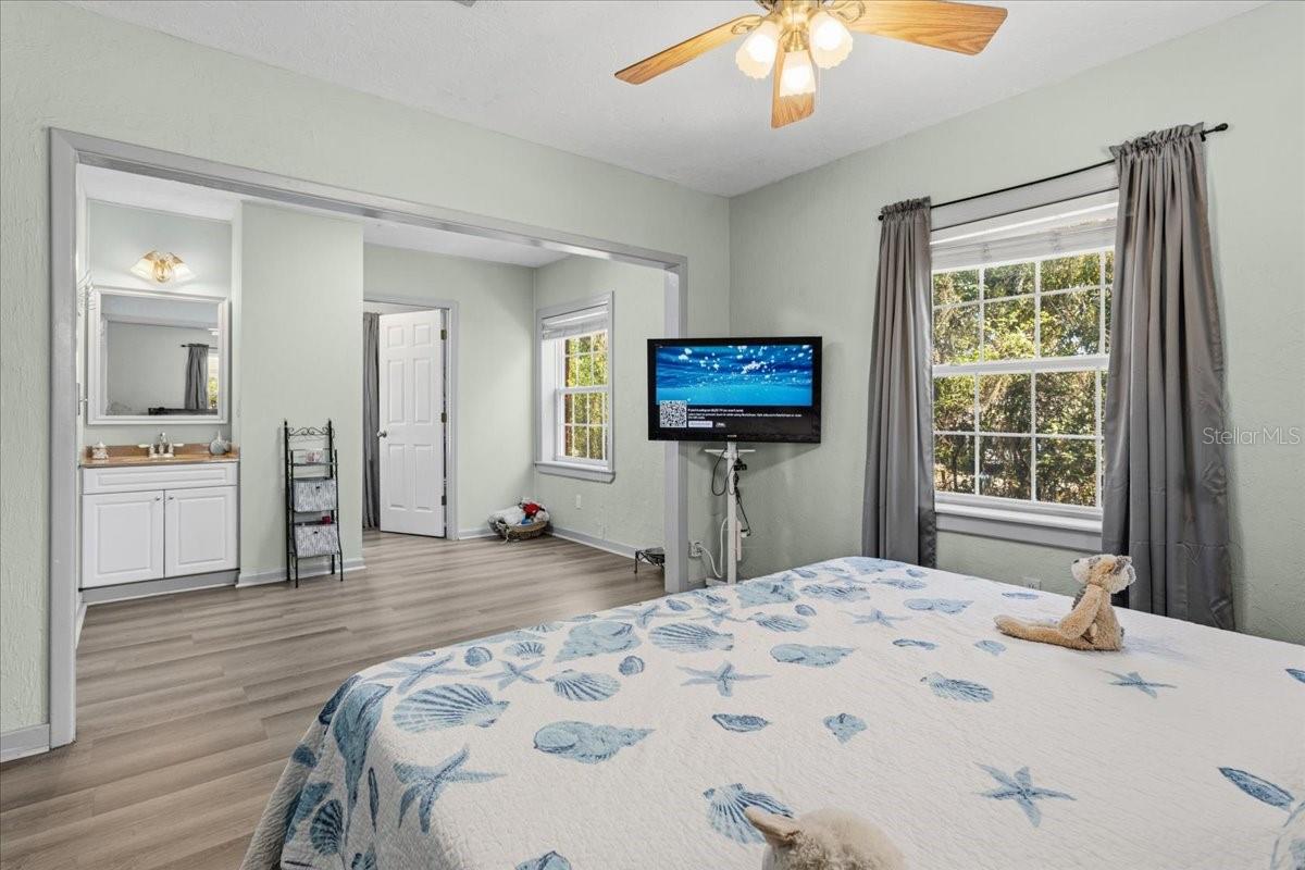 Image 15 of 28 For 24224 188th Avenue