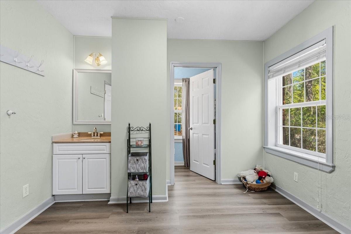 Image 16 of 28 For 24224 188th Avenue