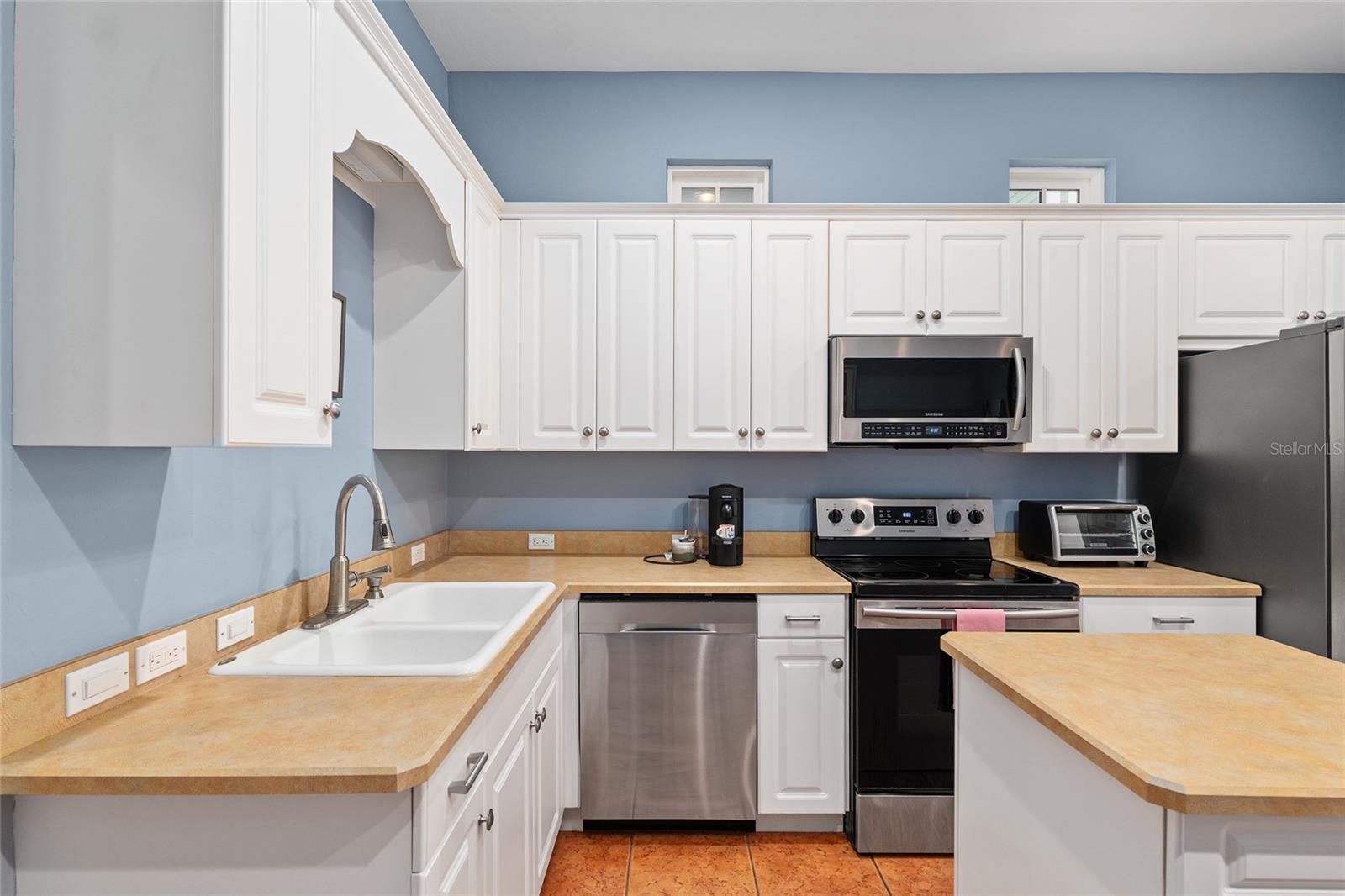 Image 18 of 92 For 4837 91st Drive