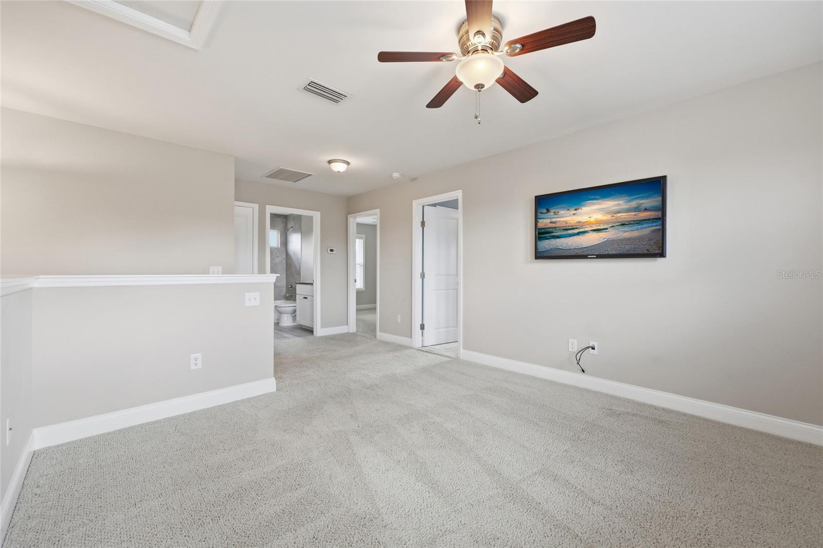 Image 21 of 34 For 11345 31st Lane