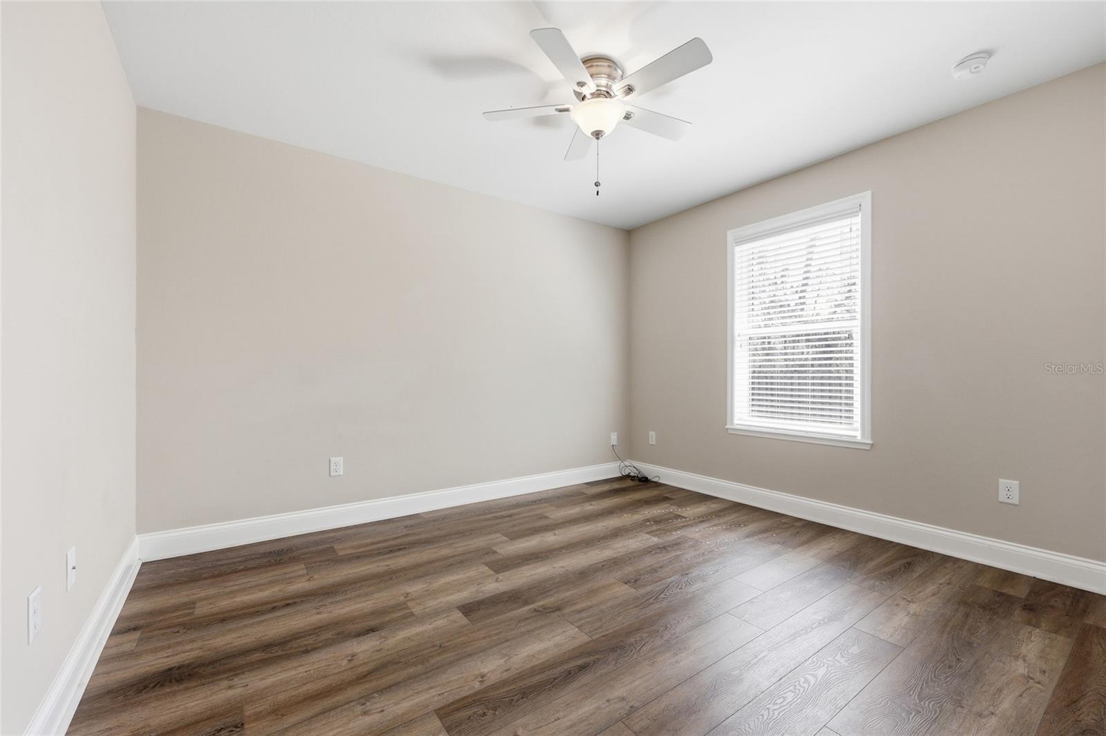 Image 22 of 34 For 11345 31st Lane