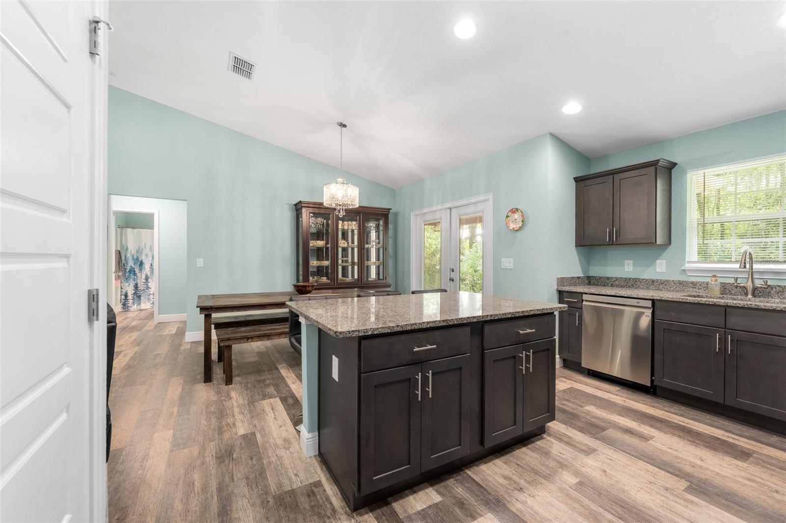 Image 4 of 29 For 6144 Avenue G