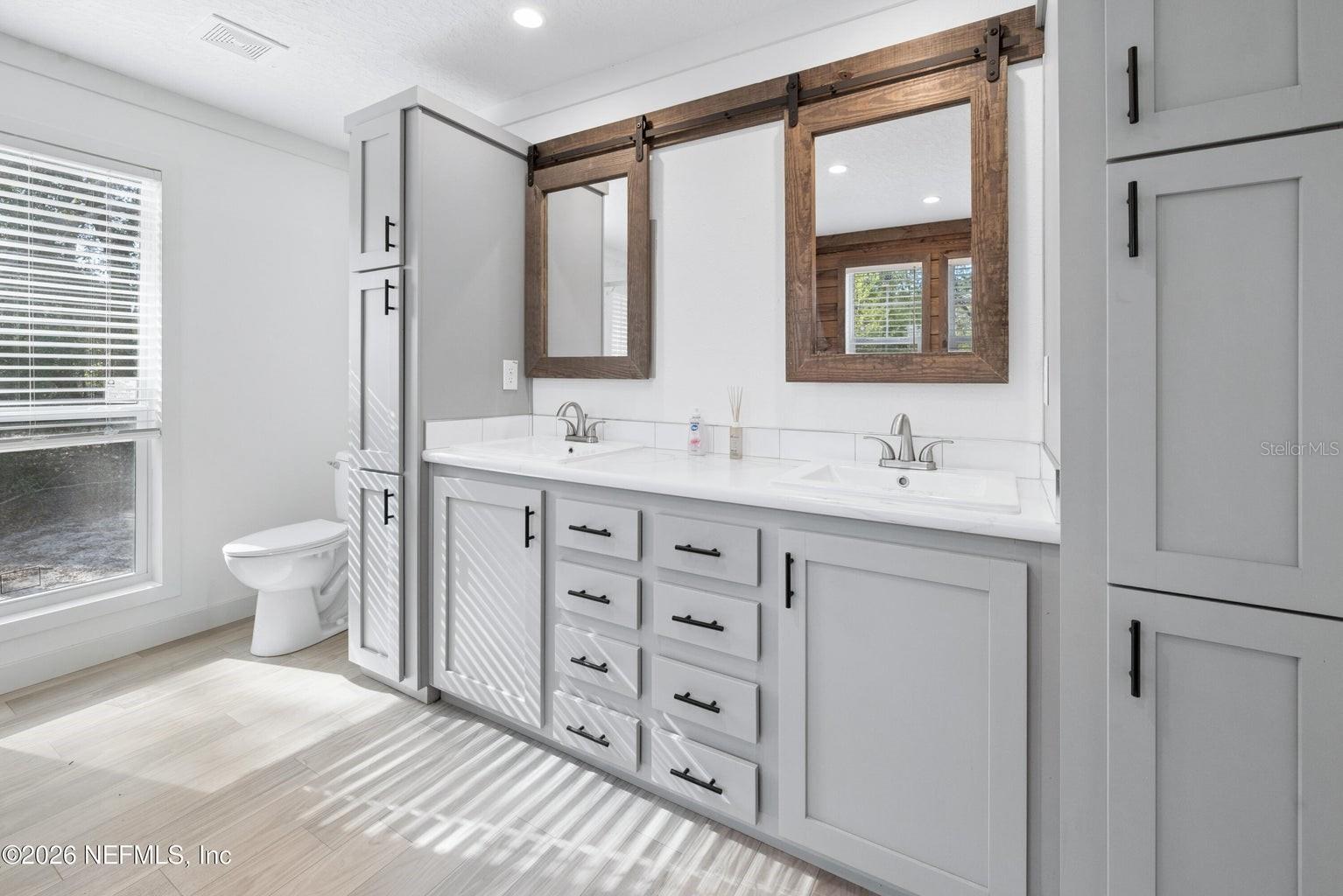 Image 16 of 37 For 7577 Hot Springs Court