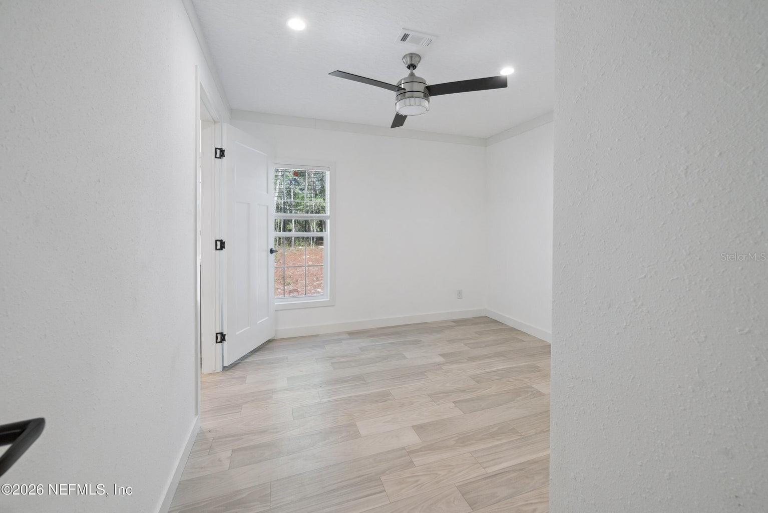 Image 20 of 37 For 7577 Hot Springs Court