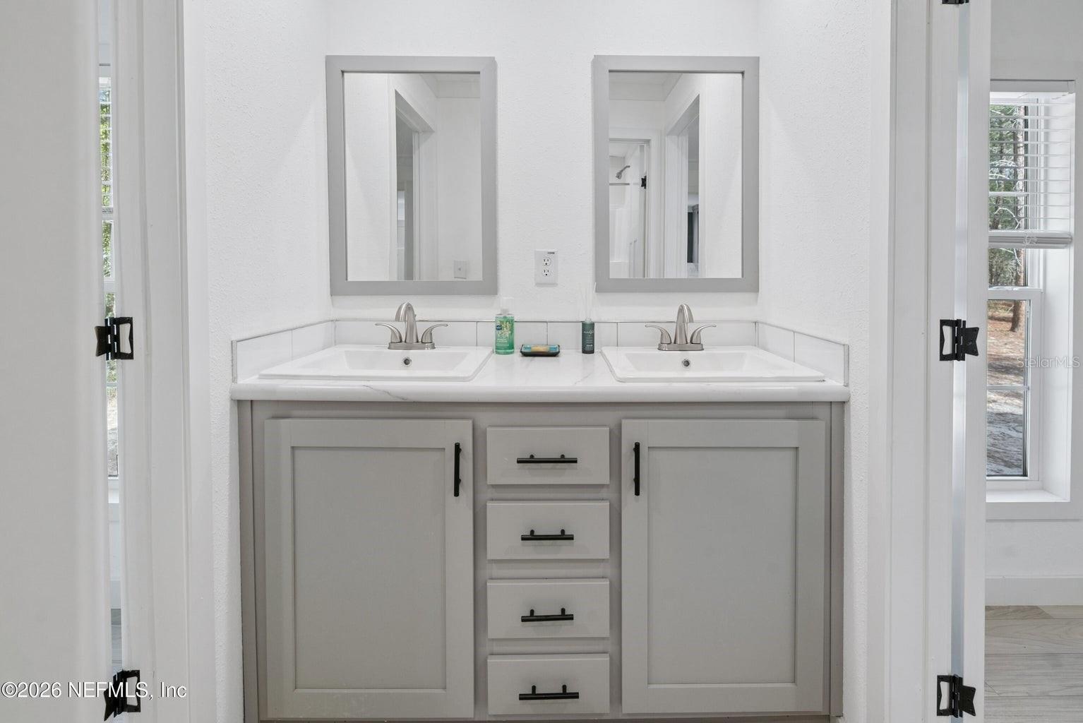 Image 23 of 37 For 7577 Hot Springs Court