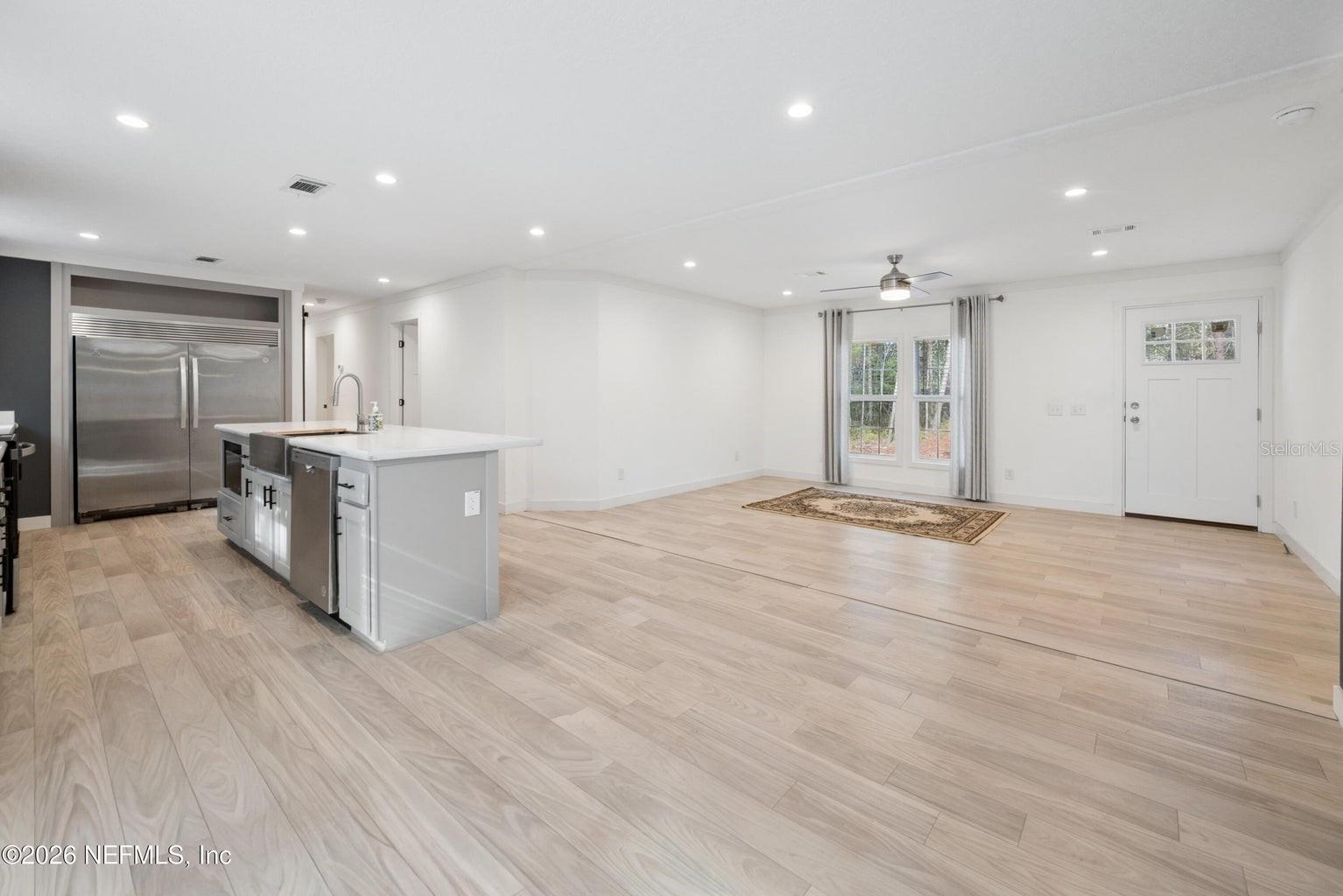 Image 6 of 37 For 7577 Hot Springs Court