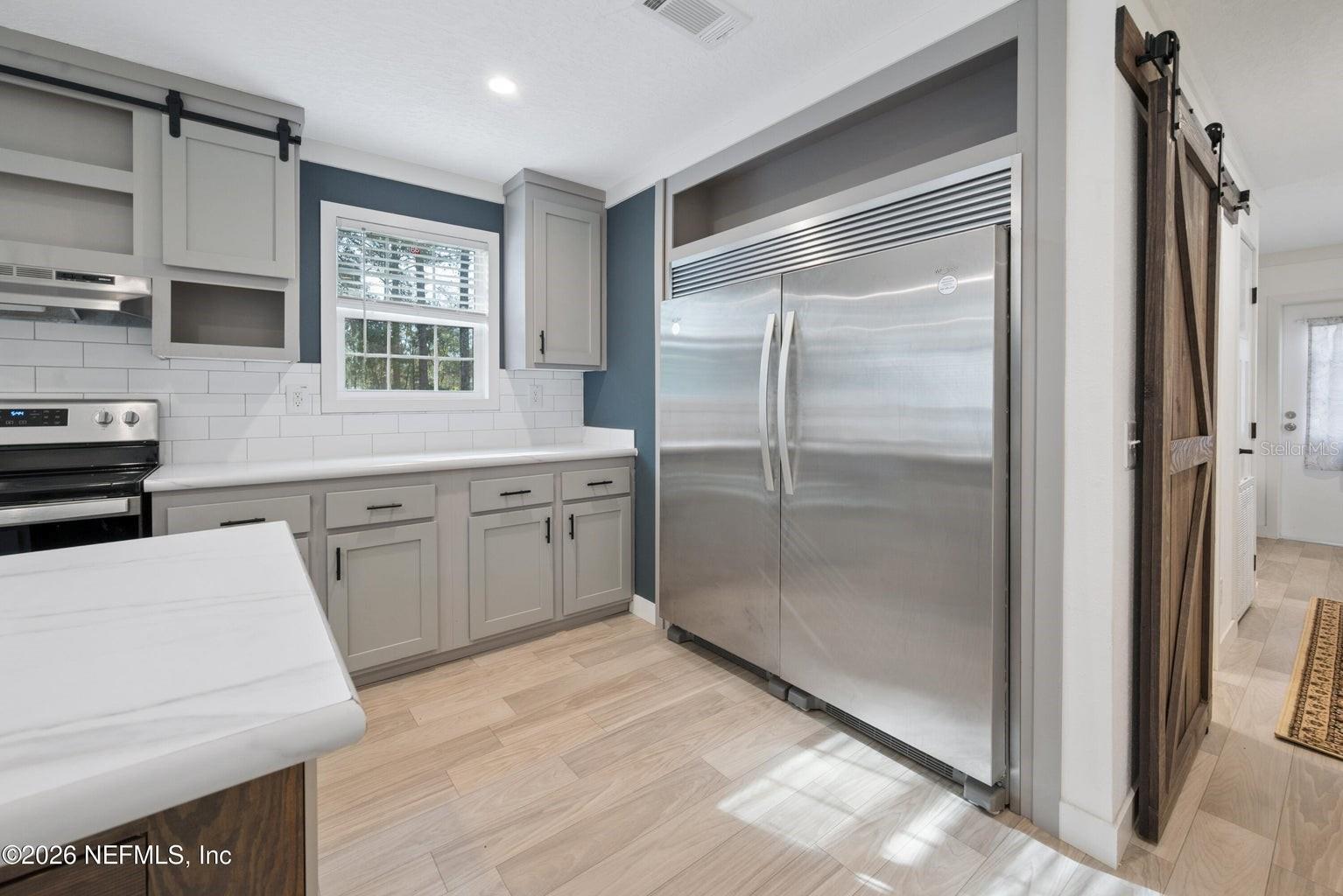 Image 8 of 37 For 7577 Hot Springs Court