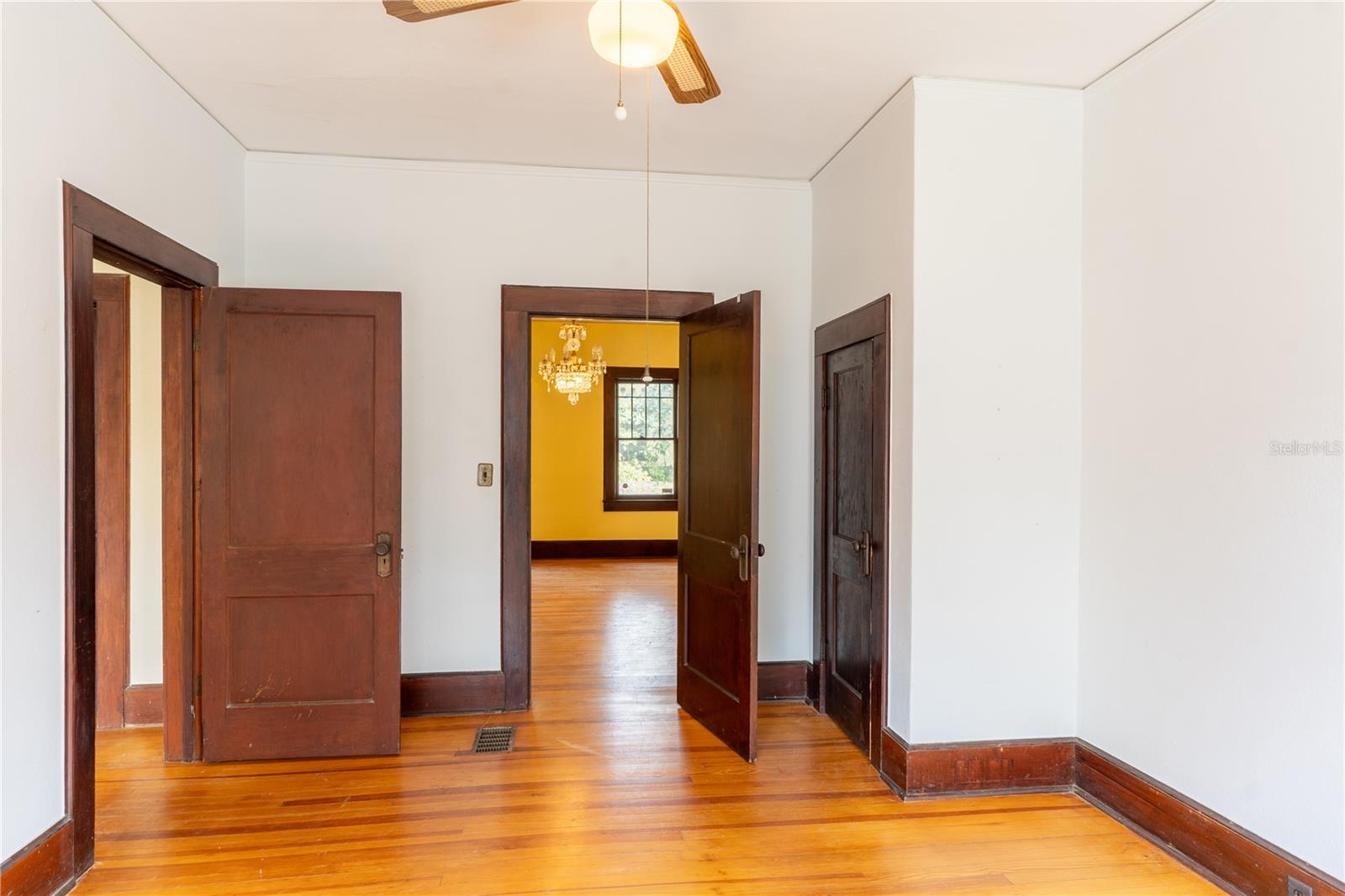 Image 16 of 41 For 1106 4th Street