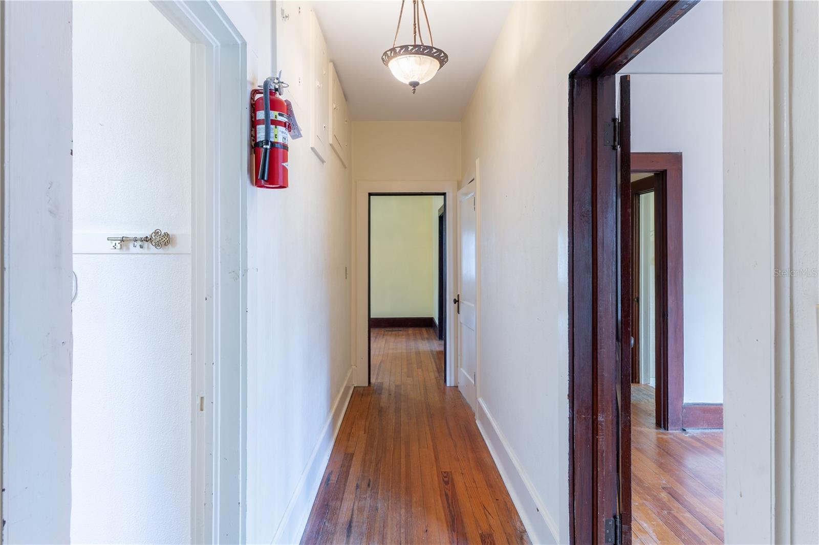 Image 21 of 41 For 1106 4th Street