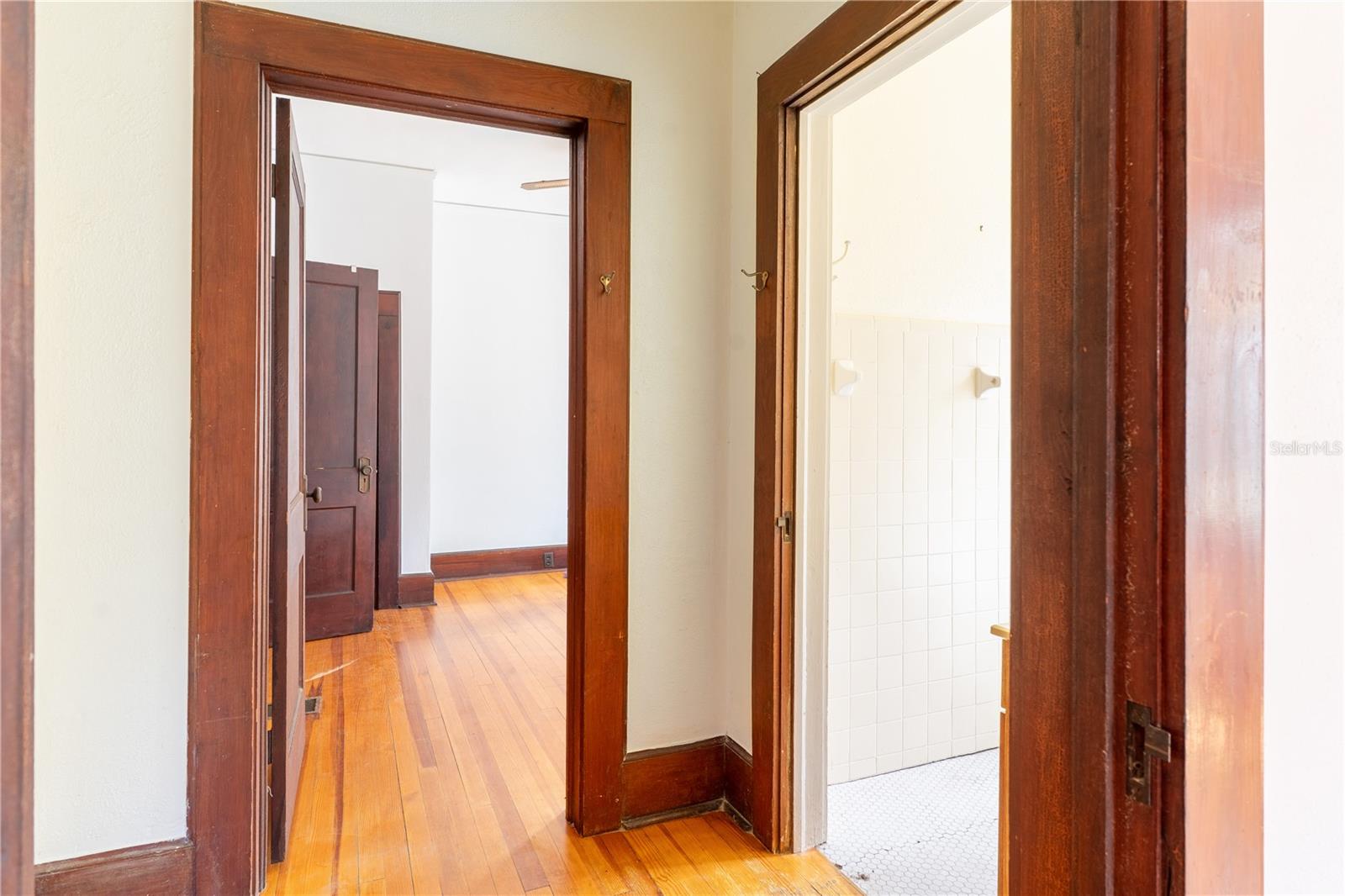 Image 26 of 41 For 1106 4th Street