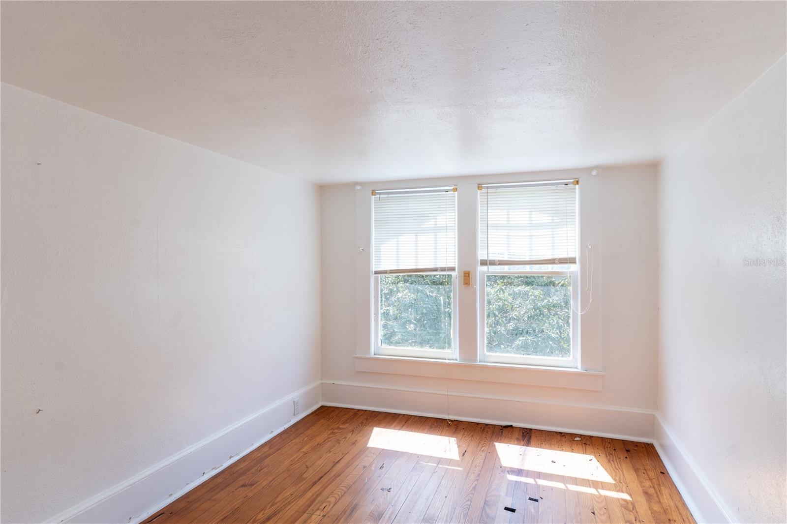 Image 31 of 41 For 1106 4th Street