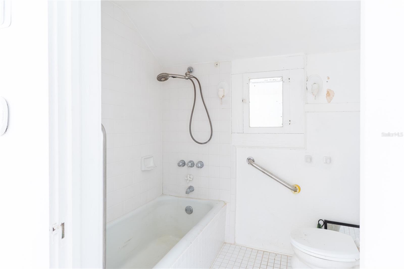 Image 37 of 41 For 1106 4th Street