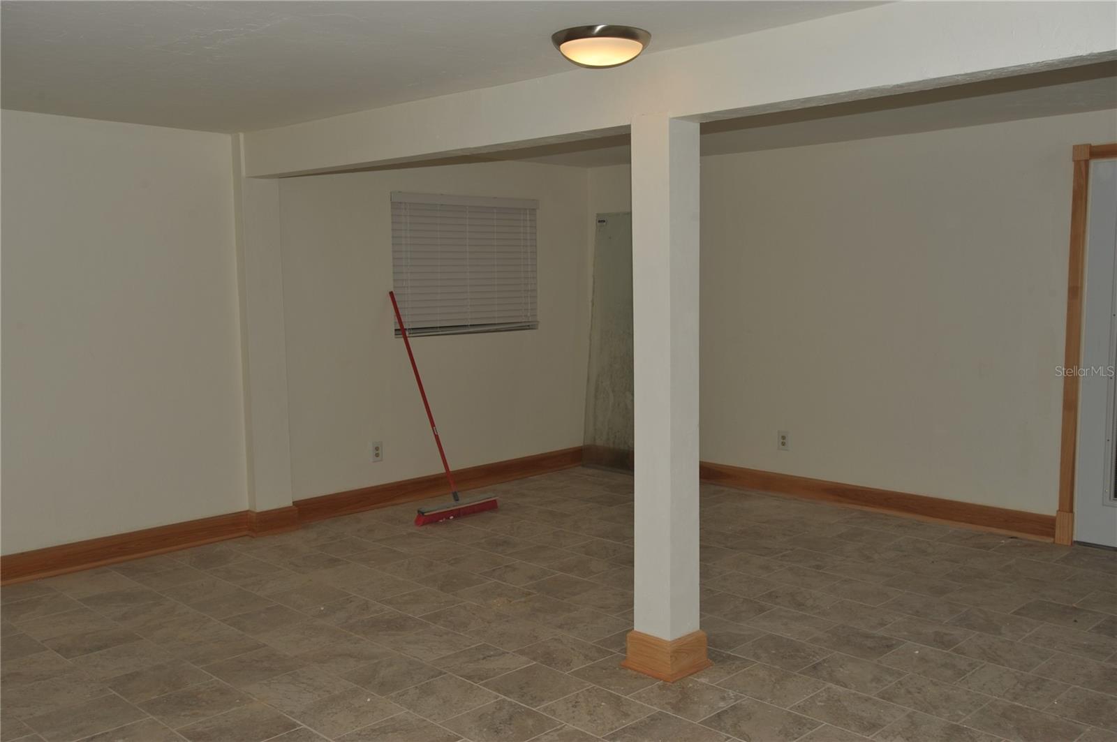 Image 27 of 39 For 3500 21 Street