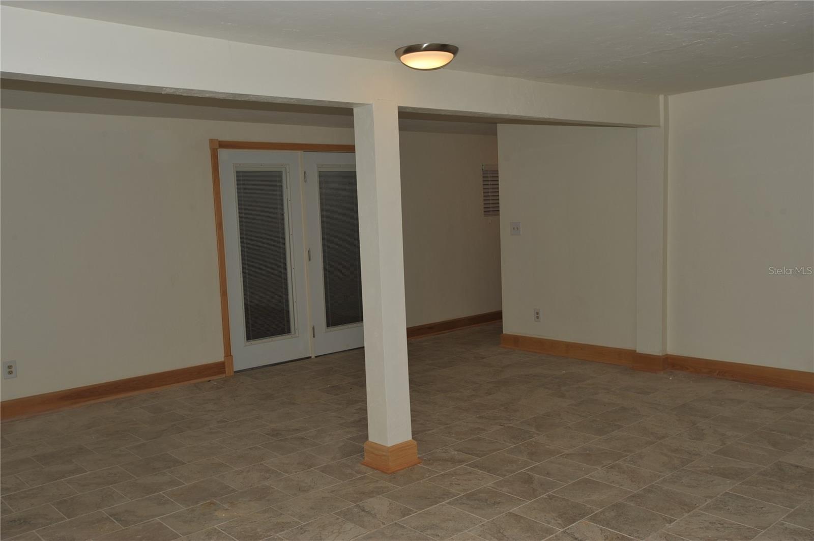 Image 28 of 39 For 3500 21 Street