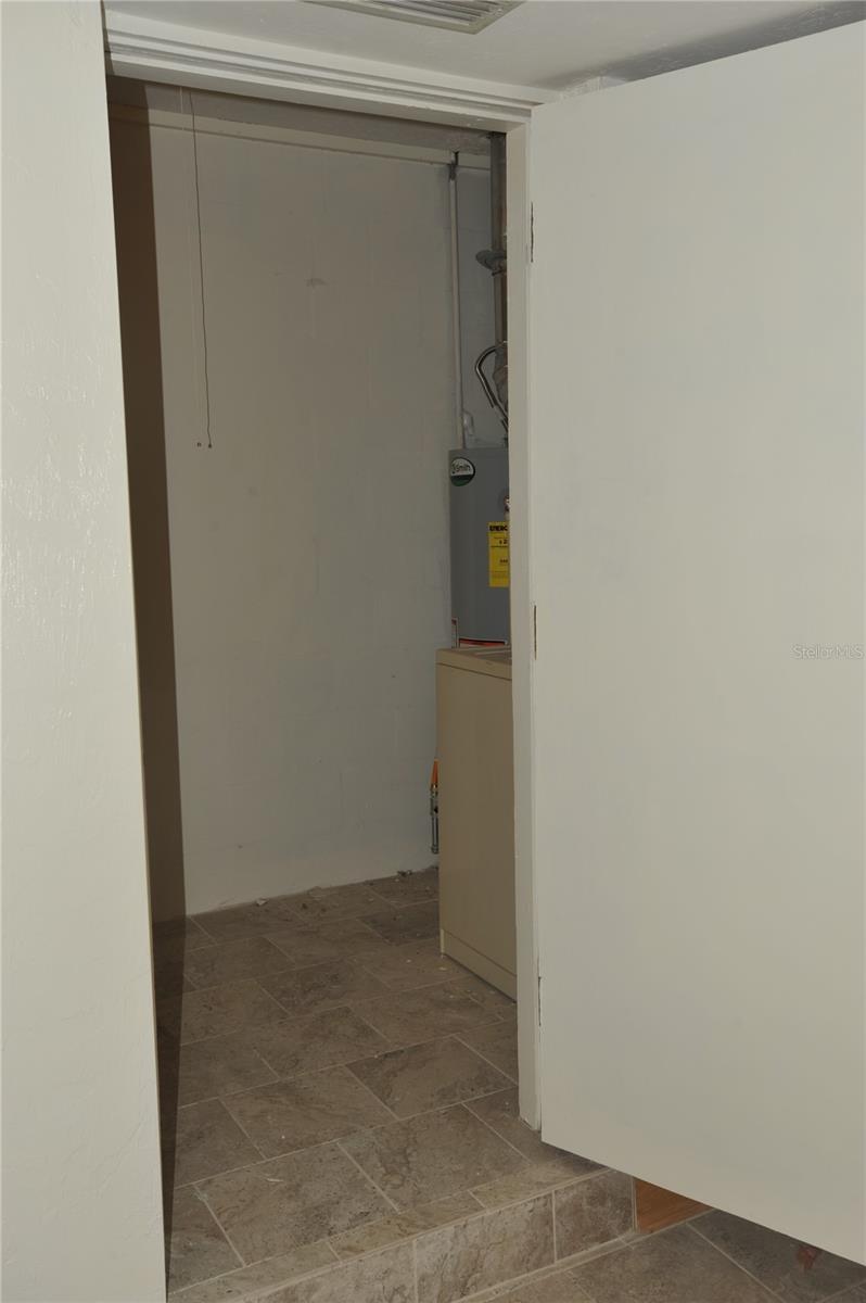 Image 3 of 39 For 3500 21 Street