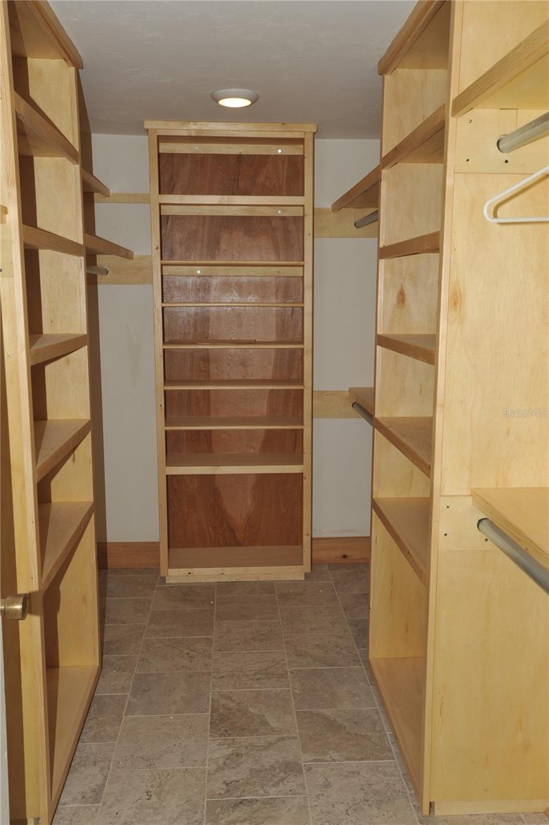 Image 30 of 39 For 3500 21 Street