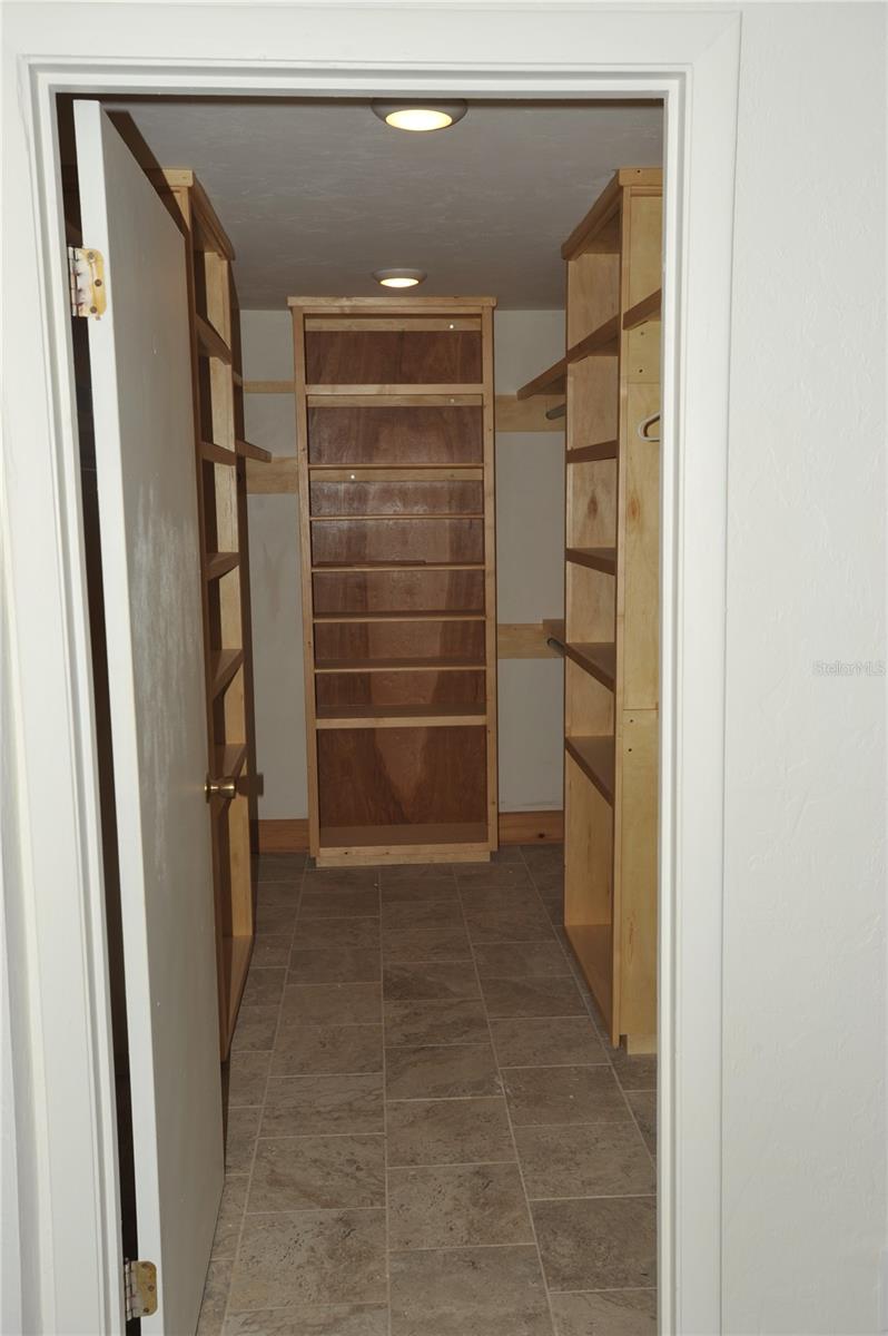 Image 31 of 39 For 3500 21 Street