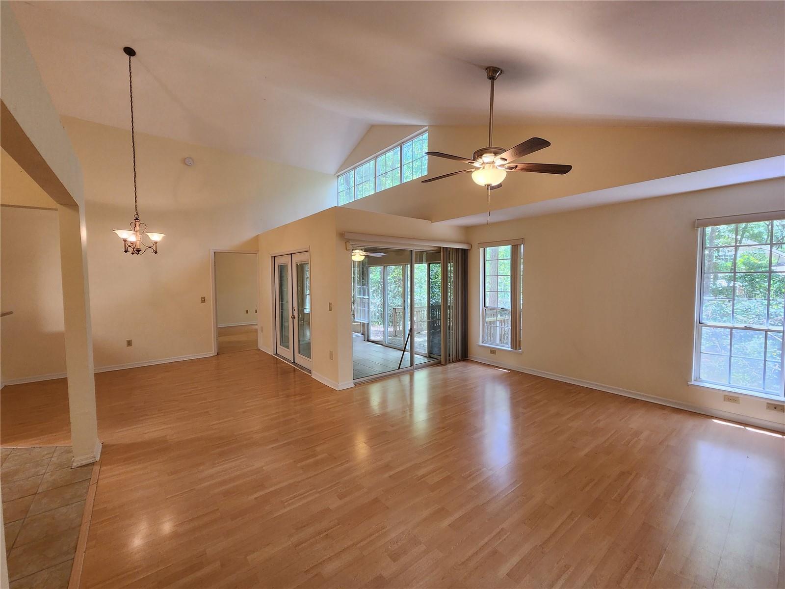 Image 12 of 46 For 5026 94 Street