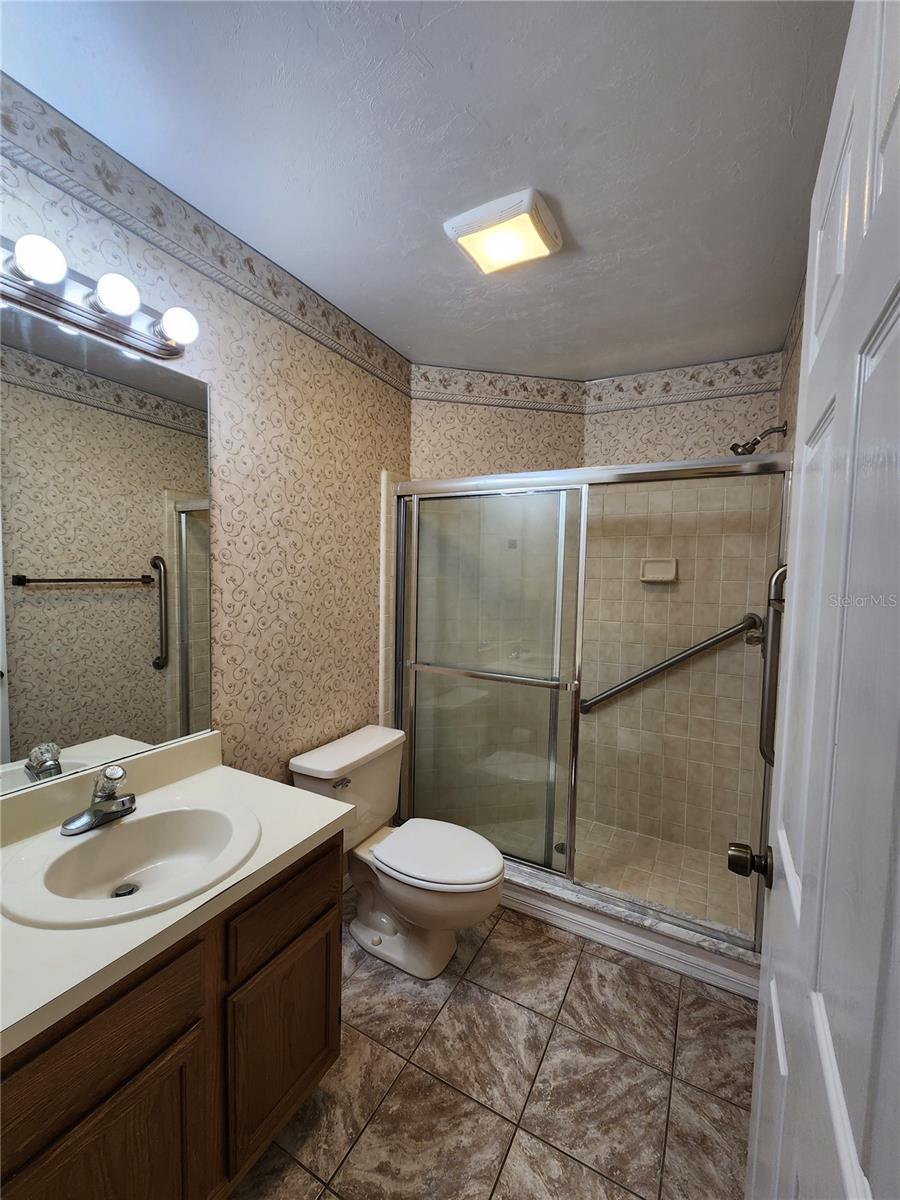 Image 15 of 46 For 5026 94 Street