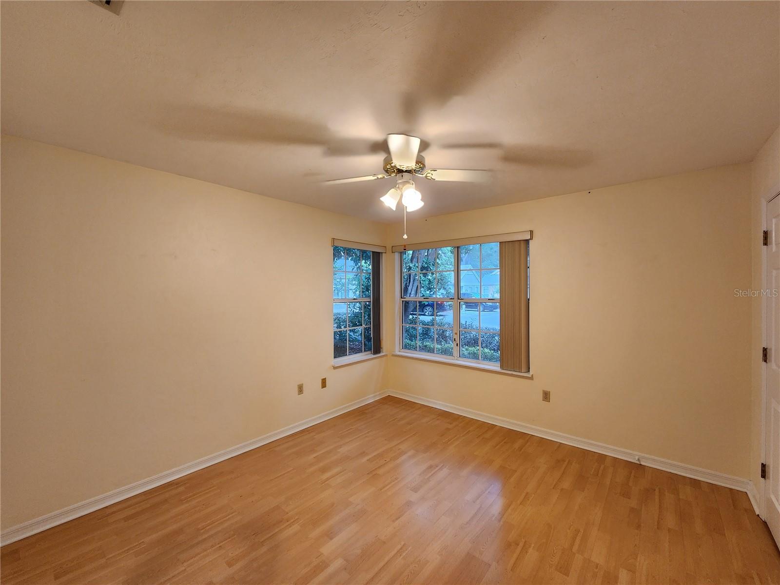 Image 16 of 46 For 5026 94 Street