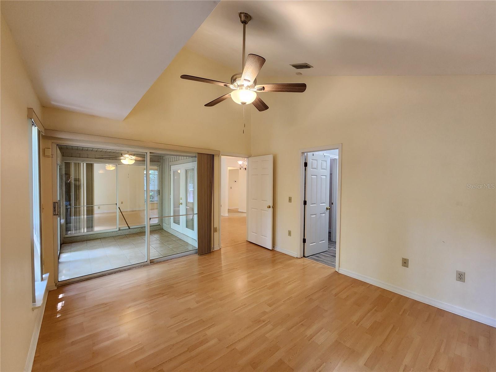 Image 25 of 46 For 5026 94 Street